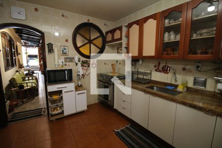 Casa à venda com 420m², 3 quartos e 2 vagasCozinha