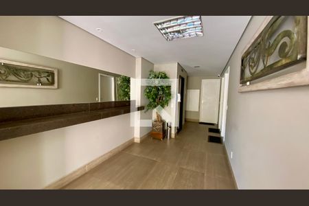 Apartamento à venda com 110m², 4 quartos e 3 vagasHall social