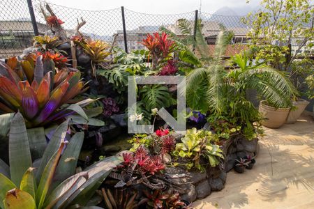 Apartamento à venda com 220m², 2 quartos e 3 vagasCobertura