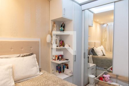 Apartamento à venda com 75m², 2 quartos e 2 vagasSuíte