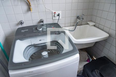 Apartamento à venda com 75m², 2 quartos e 2 vagasÁrea de serviço