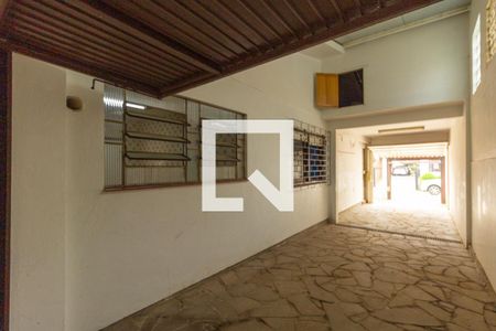 Casa à venda com 6 quartos, 395m² em Igara, Canoas