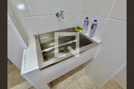 Apartamento para alugar com 75m², 2 quartos e 1 vagaÁrea serviço