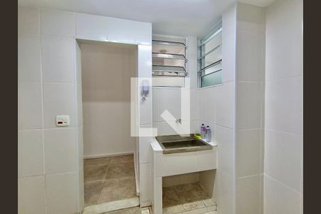 Apartamento para alugar com 75m², 2 quartos e 1 vagaÁrea serviço