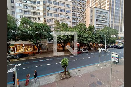 Apartamento para alugar com 75m², 2 quartos e 1 vagaSala vista