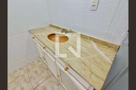 Apartamento para alugar com 75m², 2 quartos e 1 vagaBanheiro social