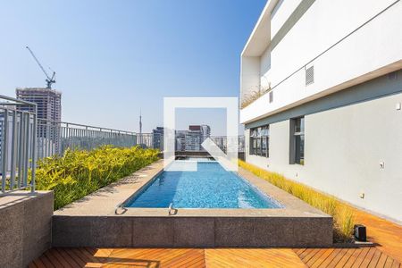 Studio para alugar com 27m², 1 quarto e sem vaga Studio para alugar com 27m², 1 quarto e sem vagaPiscina