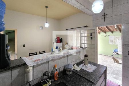 Casa à venda com 180m², 5 quartos e 1 vagaCopa e Cozinha