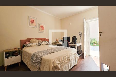 Casa à venda com 250m², 4 quartos e 3 vagasSuite