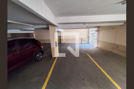 Apartamento para alugar com 120m², 3 quartos e 1 vaga Apartamento para alugar com 120m², 3 quartos e 1 vagaGaragem