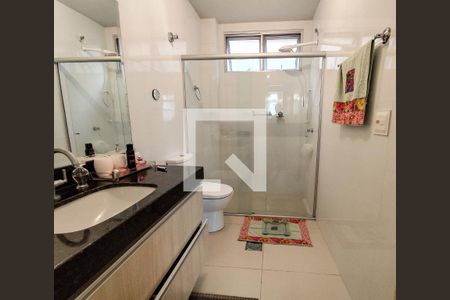 Apartamento para alugar com 120m², 3 quartos e 1 vaga Apartamento para alugar com 120m², 3 quartos e 1 vagaBanheiro