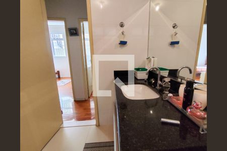 Apartamento para alugar com 120m², 3 quartos e 1 vaga Apartamento para alugar com 120m², 3 quartos e 1 vagaBanheiro