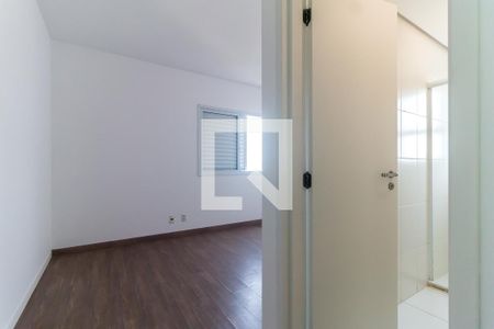 Apartamento para alugar com 114m², 3 quartos e 2 vagasQuarto 2 - Suíte 1