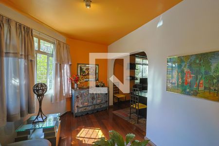 Sala de apartamento para alugar com 3 quartos, 110m² em Santo Antônio, Belo Horizonte