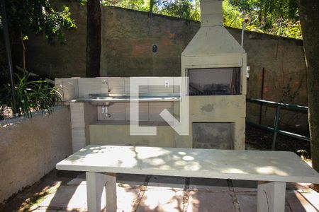 Casa de condomínio à venda com 220m², 3 quartos e 2 vagasÁrea comum - Churrasqueira