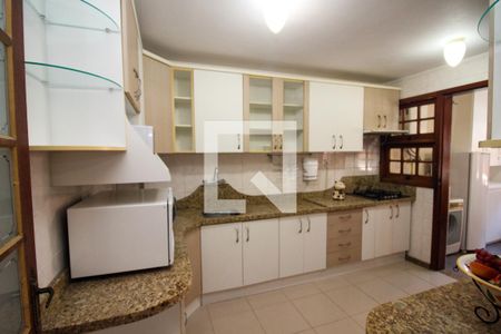 Casa de condomínio à venda com 220m², 3 quartos e 2 vagasCozinha