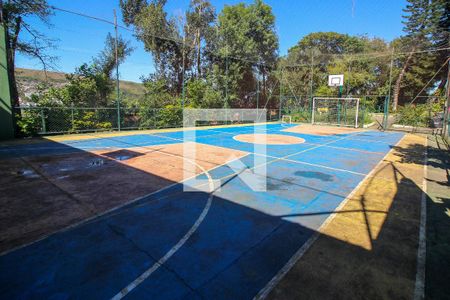 Casa de condomínio à venda com 220m², 3 quartos e 2 vagasQuadra Esportiva