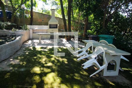 Casa de condomínio à venda com 220m², 3 quartos e 2 vagasÁrea comum - Churrasqueira