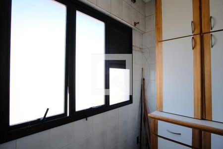 Apartamento para alugar com 71m², 3 quartos e 1 vagaÁrea de Serviço