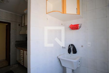 Apartamento para alugar com 71m², 3 quartos e 1 vagaÁrea de Serviço