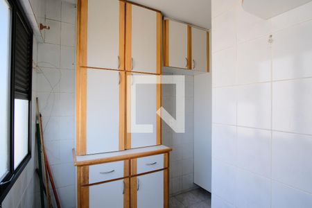 Apartamento para alugar com 71m², 3 quartos e 1 vagaÁrea de Serviço