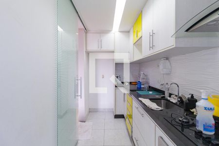 Apartamento para alugar com 48m², 2 quartos e 1 vaga Apartamento para alugar com 48m², 2 quartos e 1 vagaCozinha e área de serviço
