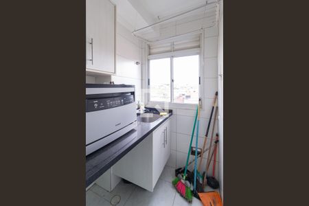 Apartamento para alugar com 48m², 2 quartos e 1 vaga Apartamento para alugar com 48m², 2 quartos e 1 vagaCozinha e área de serviço