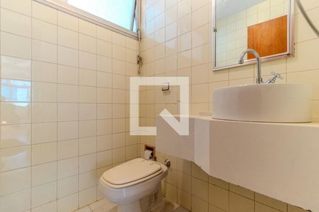 Lavabo de apartamento para alugar com 3 quartos, 195m² em Consolação, São Paulo