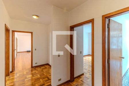 Corredor de apartamento para alugar com 3 quartos, 195m² em Consolação, São Paulo