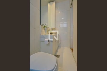 Apartamento à venda com 143m², 4 quartos e 2 vagasBanheiro