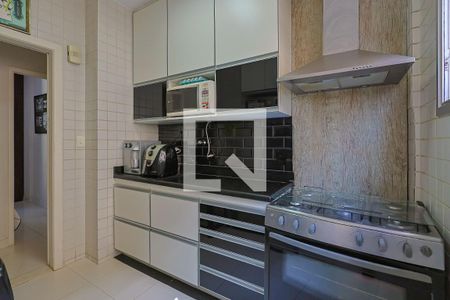 Apartamento à venda com 143m², 4 quartos e 2 vagasCozinha