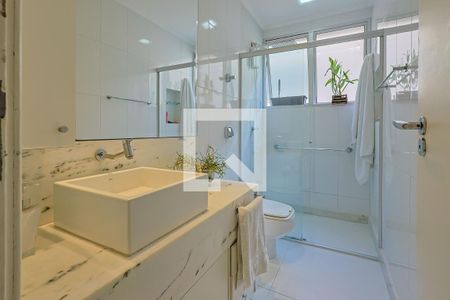 Apartamento à venda com 143m², 4 quartos e 2 vagasBanheiro 2