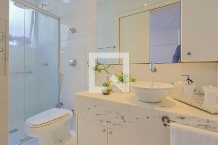 Apartamento à venda com 143m², 4 quartos e 2 vagasBanheiro