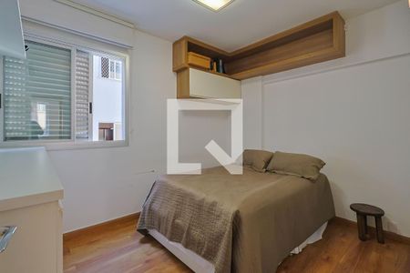 Apartamento à venda com 143m², 4 quartos e 2 vagasQuarto 3