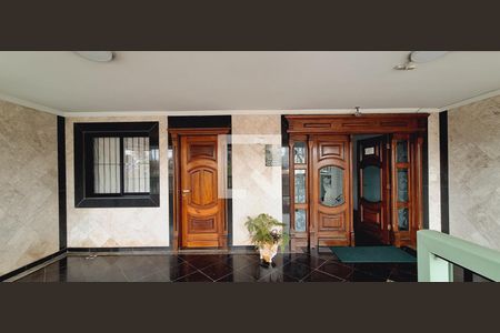 Apartamento para alugar com 177m², 3 quartos e 2 vagas Apartamento para alugar com 177m², 3 quartos e 2 vagasEntrada