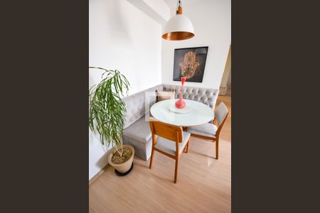 Apartamento à venda com 55m², 2 quartos e 1 vagaSala