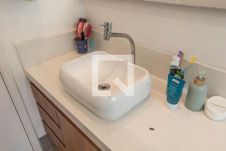 Casa à venda com 147m², 3 quartos e 2 vagasBanheiro Social