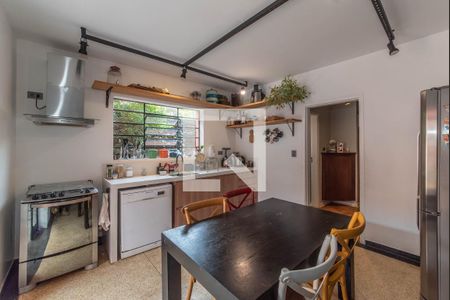 Casa à venda com 147m², 3 quartos e 2 vagasCozinha