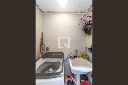 Casa à venda com 147m², 3 quartos e 2 vagasÁrea de Serviço