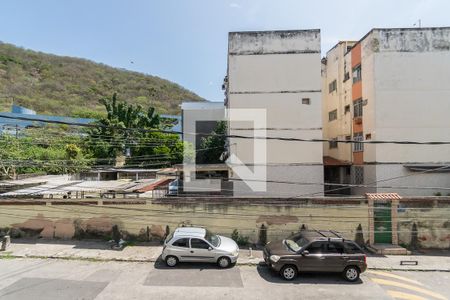 Vista do Quarto 1 de apartamento para alugar com 2 quartos, 50m² em Olaria, Rio de Janeiro