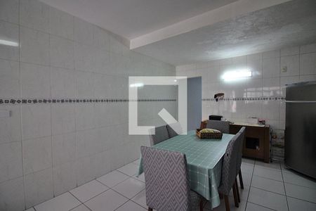 Casa à venda com 168m², 3 quartos e 1 vagaCozinha 