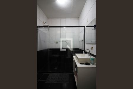 Casa à venda com 168m², 3 quartos e 1 vagaBanheiro Social