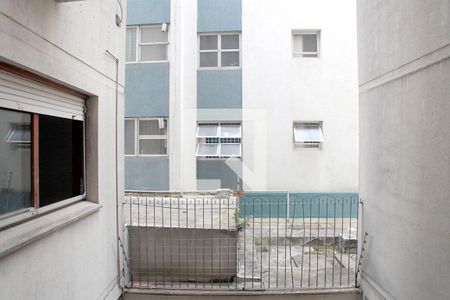 Apartamento à venda com 86m², 2 quartos e sem vagaÁrea de Serviço + Despensa Vista
