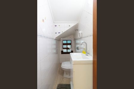 Casa à venda com 176m², 2 quartos e 1 vagaLavabo