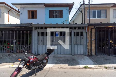 Casa à venda com 176m², 2 quartos e 1 vagaFachada