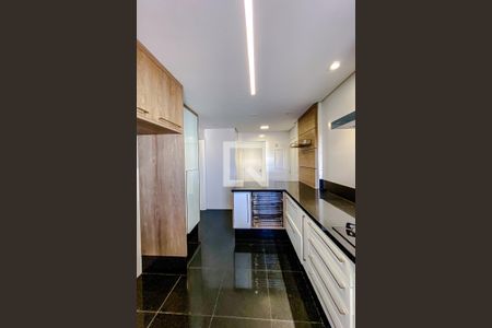 Apartamento à venda com 184m², 3 quartos e 4 vagasCozinha