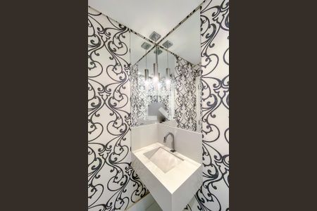 Apartamento à venda com 184m², 3 quartos e 4 vagasLavabo