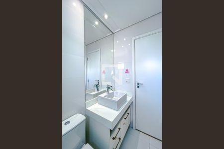 Apartamento à venda com 184m², 3 quartos e 4 vagasBanheiro da Suíte 1