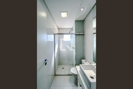 Apartamento à venda com 184m², 3 quartos e 4 vagasBanheiro da Suíte 2