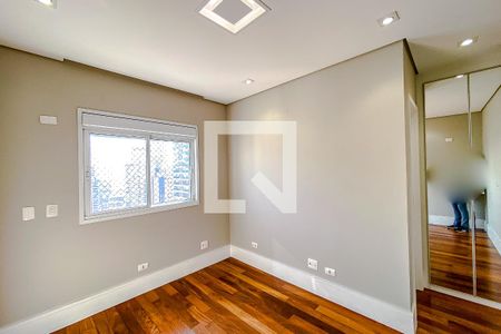 Apartamento à venda com 184m², 3 quartos e 4 vagasQuarto 1 - Suíte